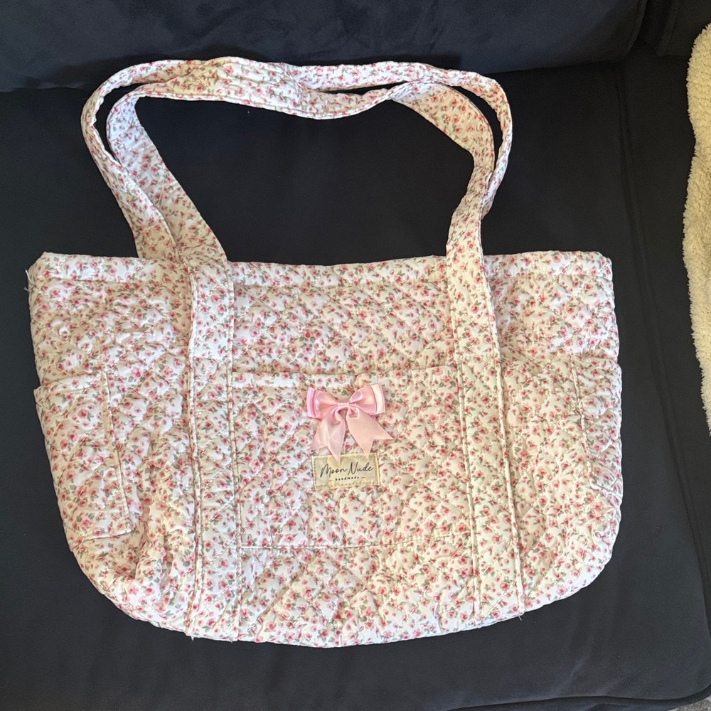 Moon Nude Floral Quilted Tote Bag with Bow - Pink
